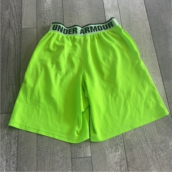 Under Armour Size Small Bright Yellow Athletic Shorts - Picture 9 of 9